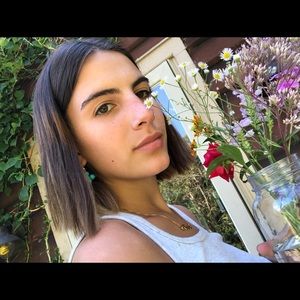 Meet your Posher, Max